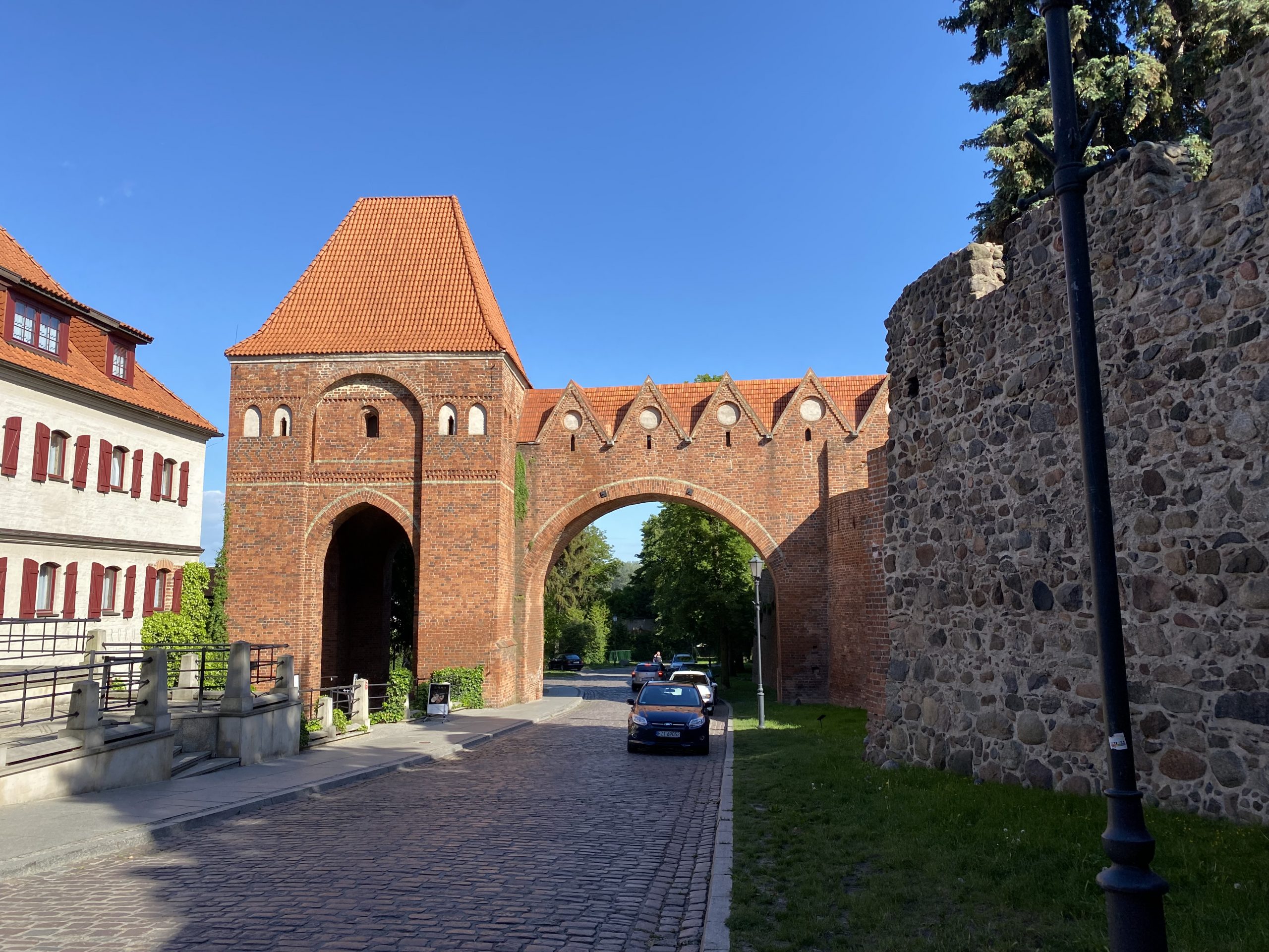 Die Fotografie zeigt den restaurierten Dansker der Ordensburg in Thorn.