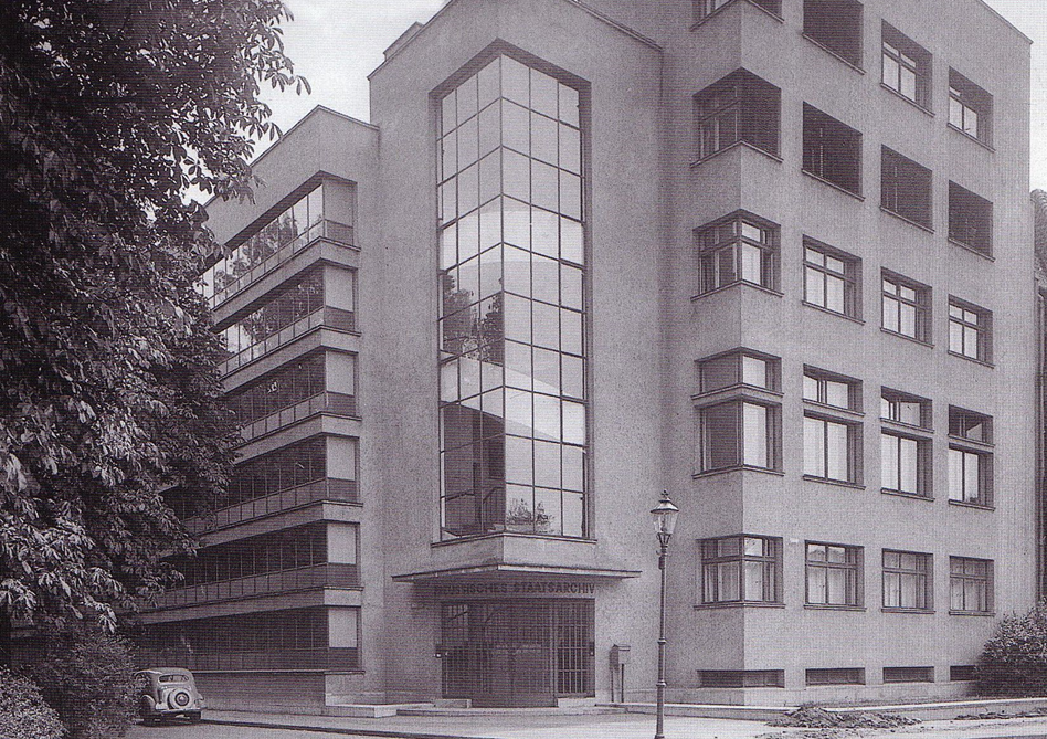 Das Bild zeigt das Gebäude des Preußischen Staatsarchivs Königsberg.