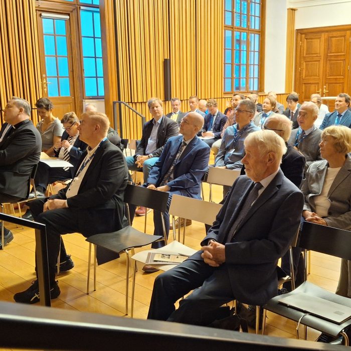 Das Bild zeigt die Tagungsgäste der Tagung Wien