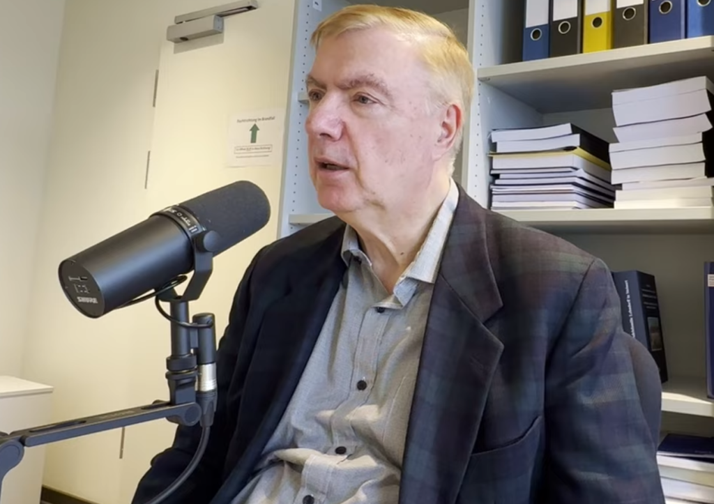 Dieses Bild zeigt Jürgen Sarnowsky im Podcast von Jan Schulte Kellinghaus Bild 2